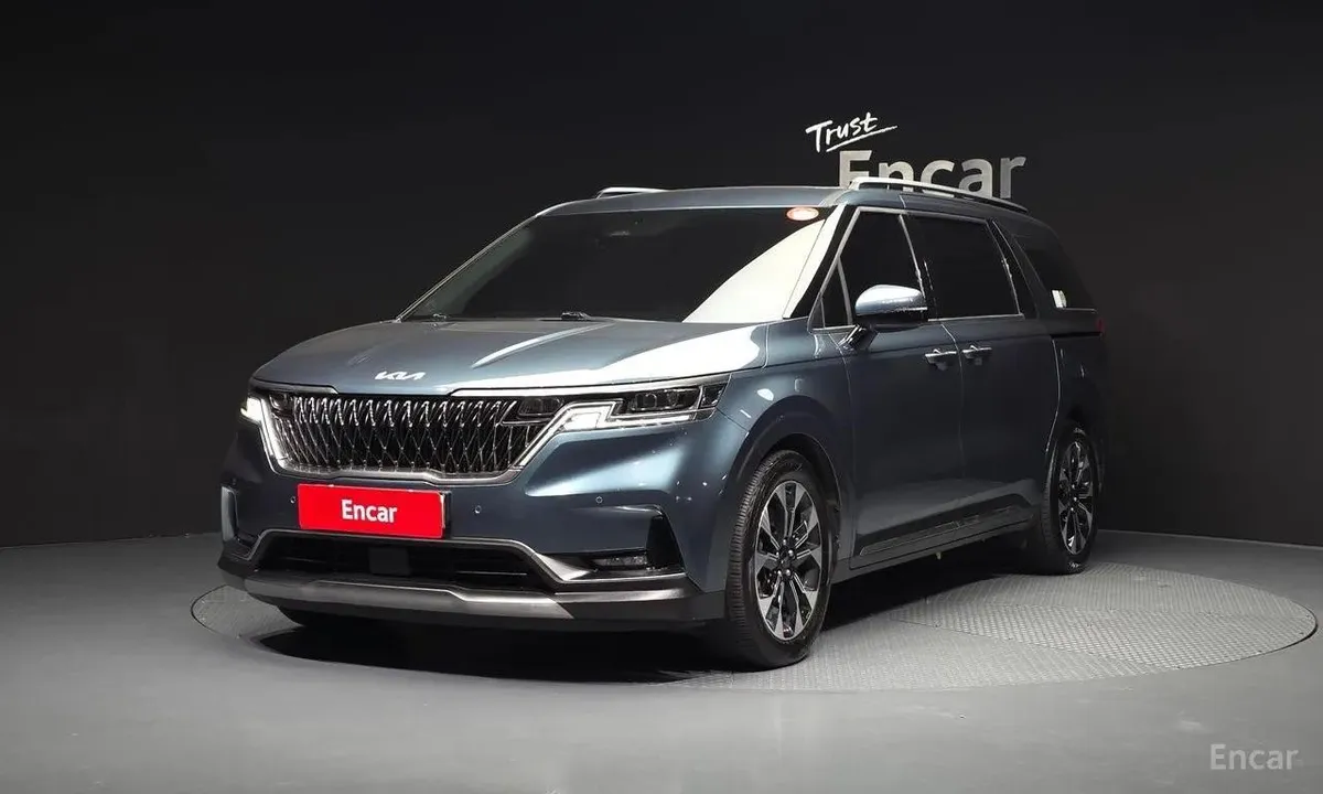 KIA CARNIVAL SIGNATURE 2022