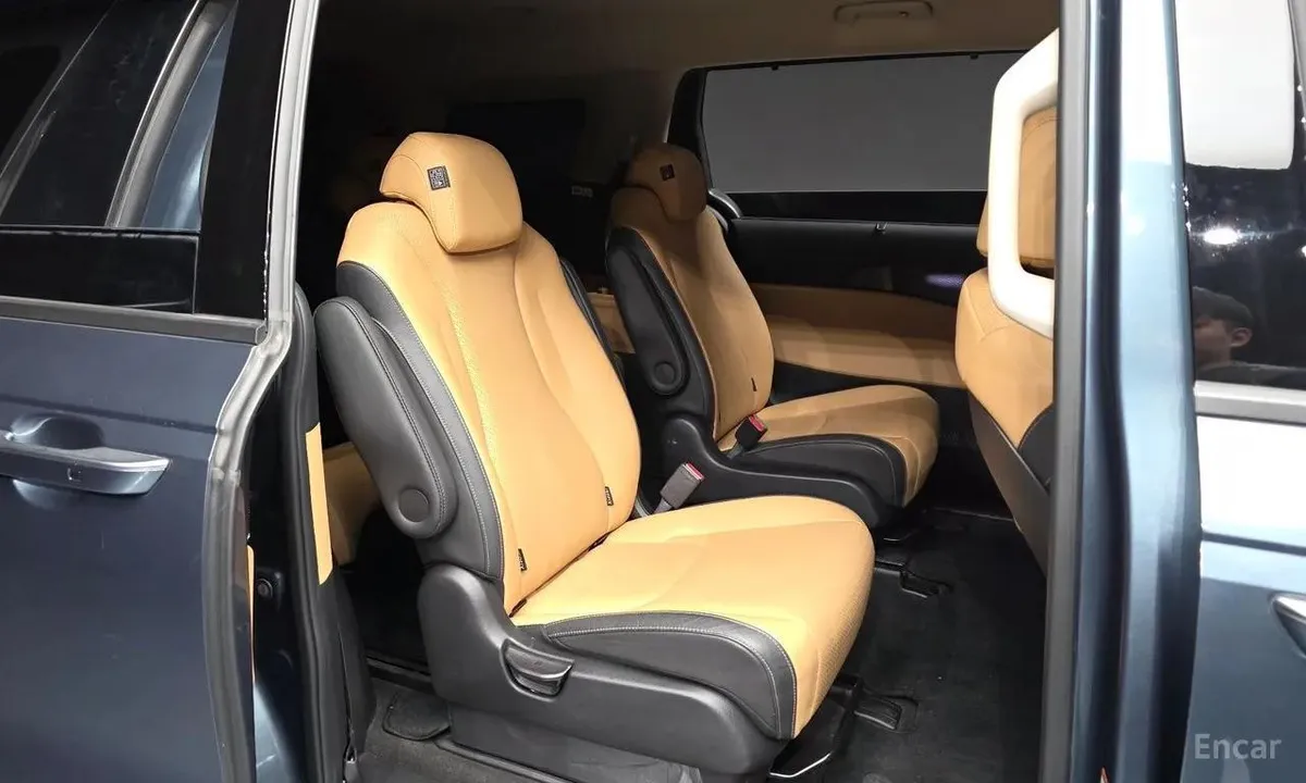 KIA CARNIVAL SIGNATURE 2022