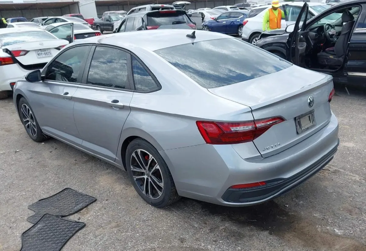 VOLKSWAGEN JETTA 2022
