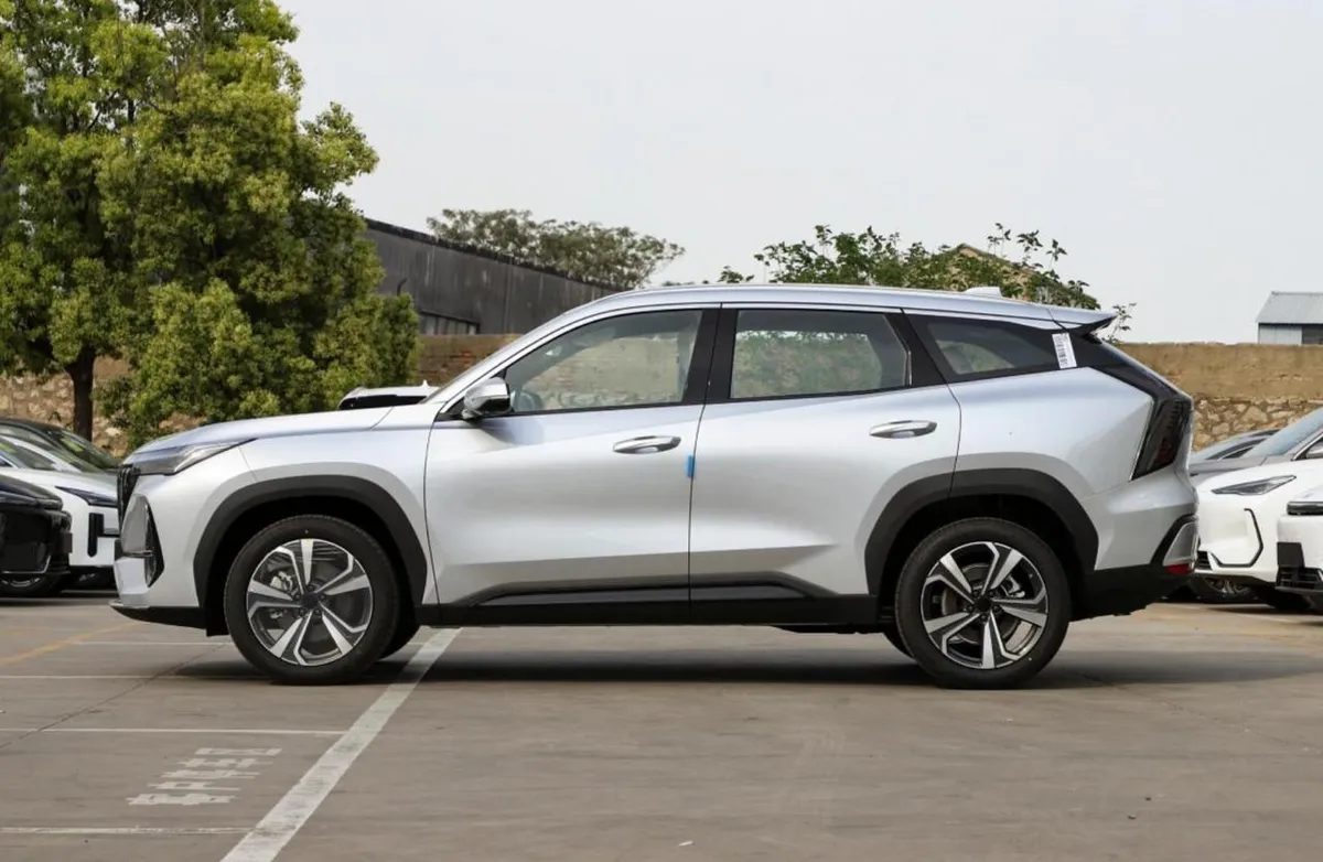 GEELY BOYUE L 2025