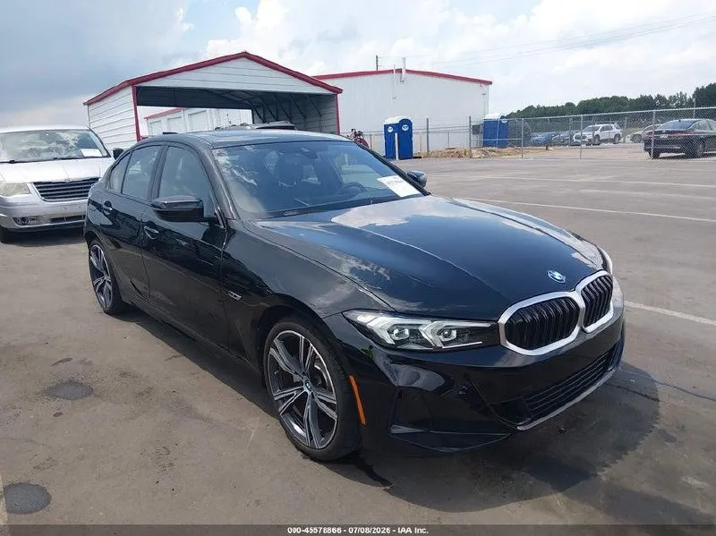 BMW 330E 2023