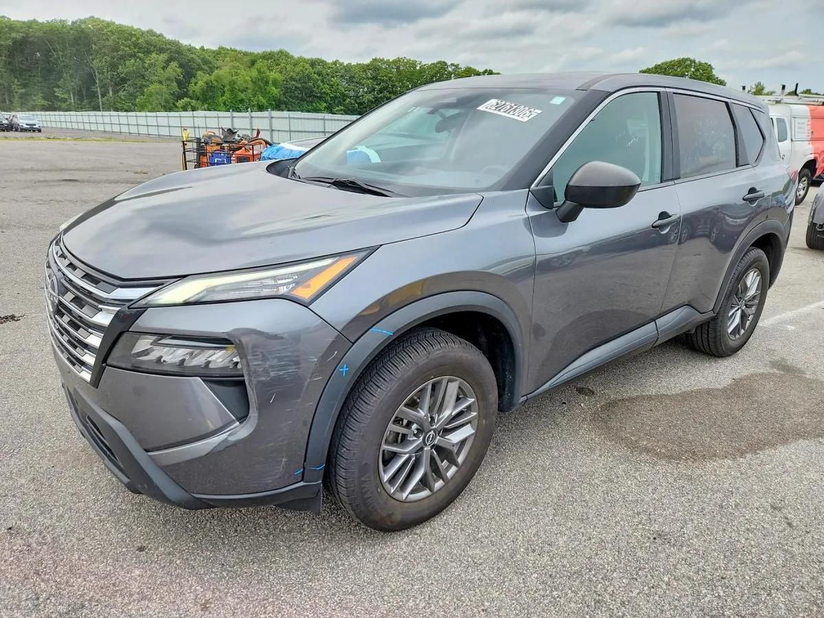 NISSAN ROGUE 2024
