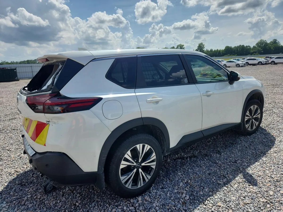 NISSAN ROGUE 2024