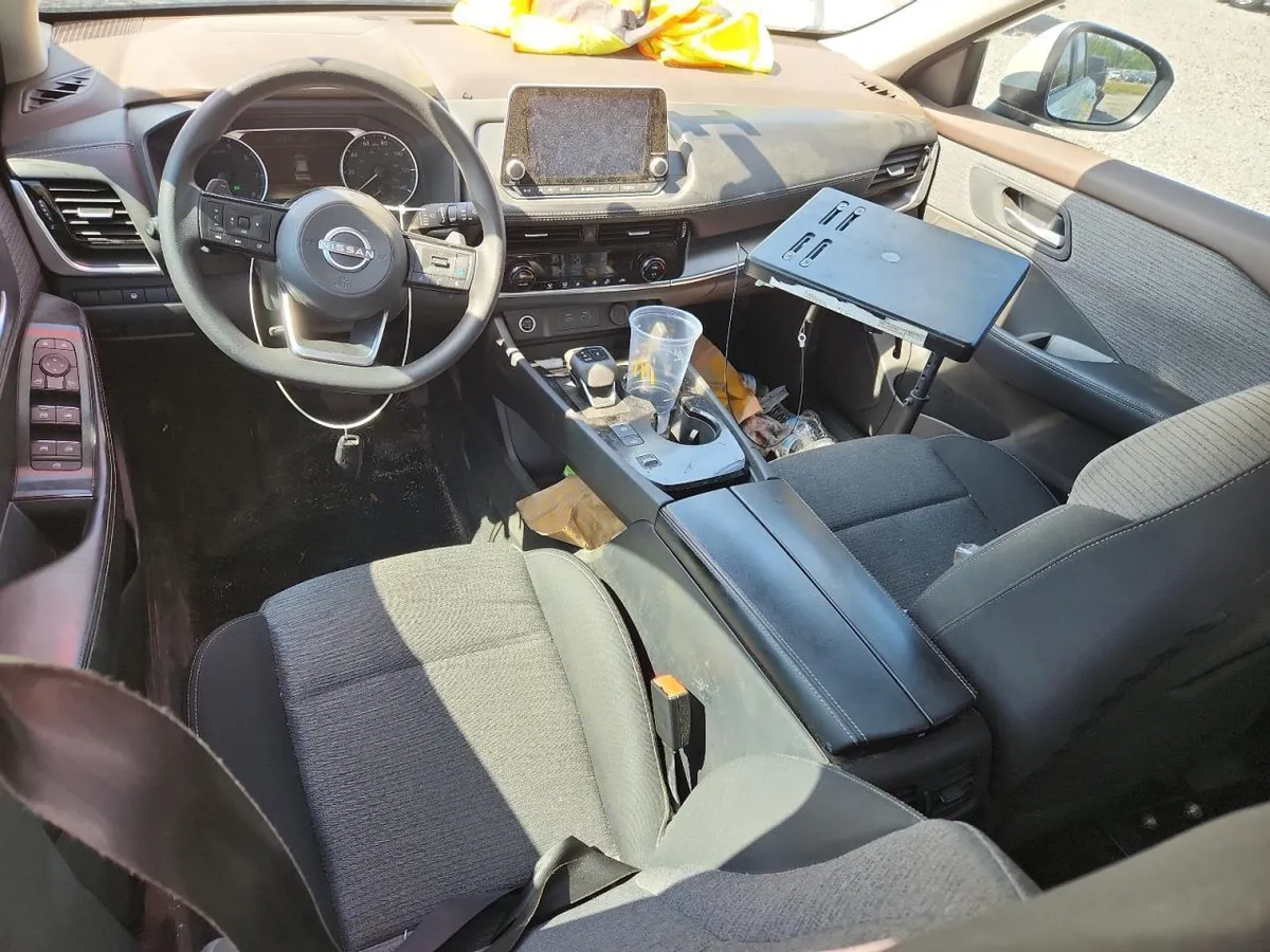 NISSAN ROGUE 2024