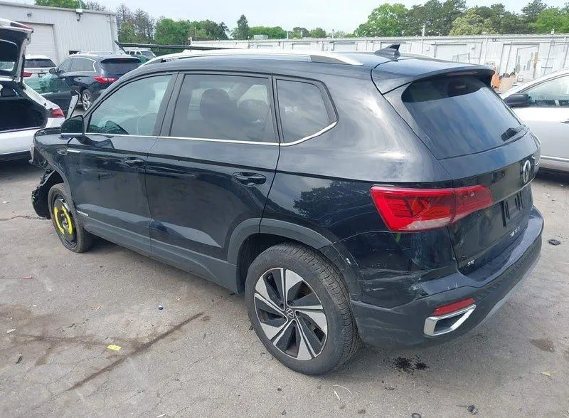 VOLKSWAGEN TAOS SE 2023