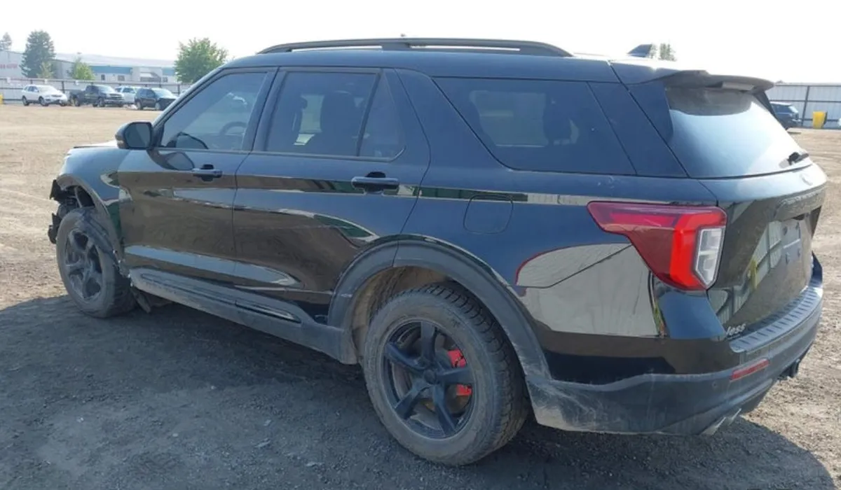 FORD EXPLORER ST 2023
