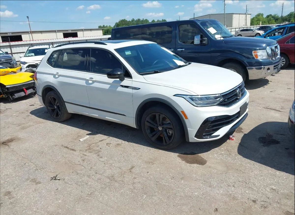 VOLKSWAGEN TIGUAN SE 2024