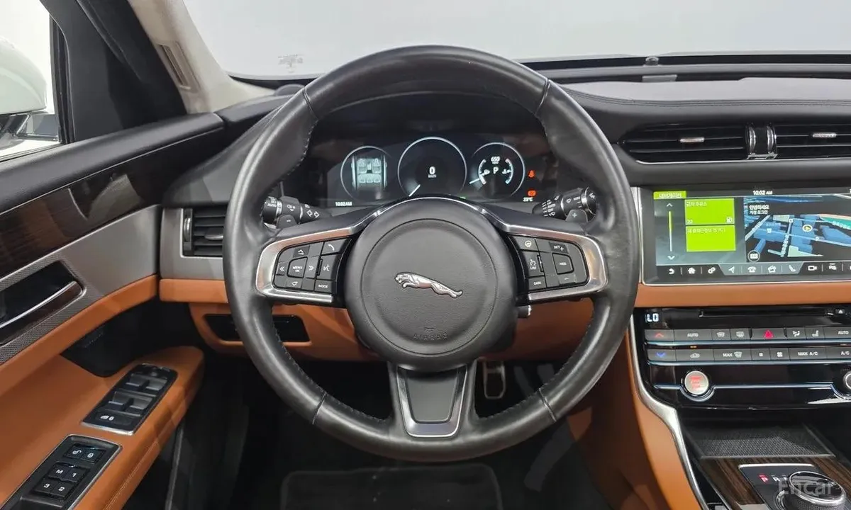 JAGUAR XF 2019