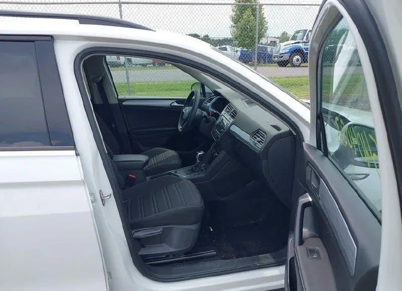 VOLKSWAGEN TIGUAN 2023