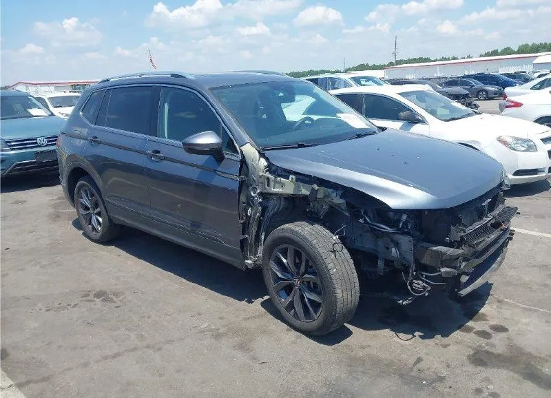 VOLKSWAGEN TIGUAN SE 2022