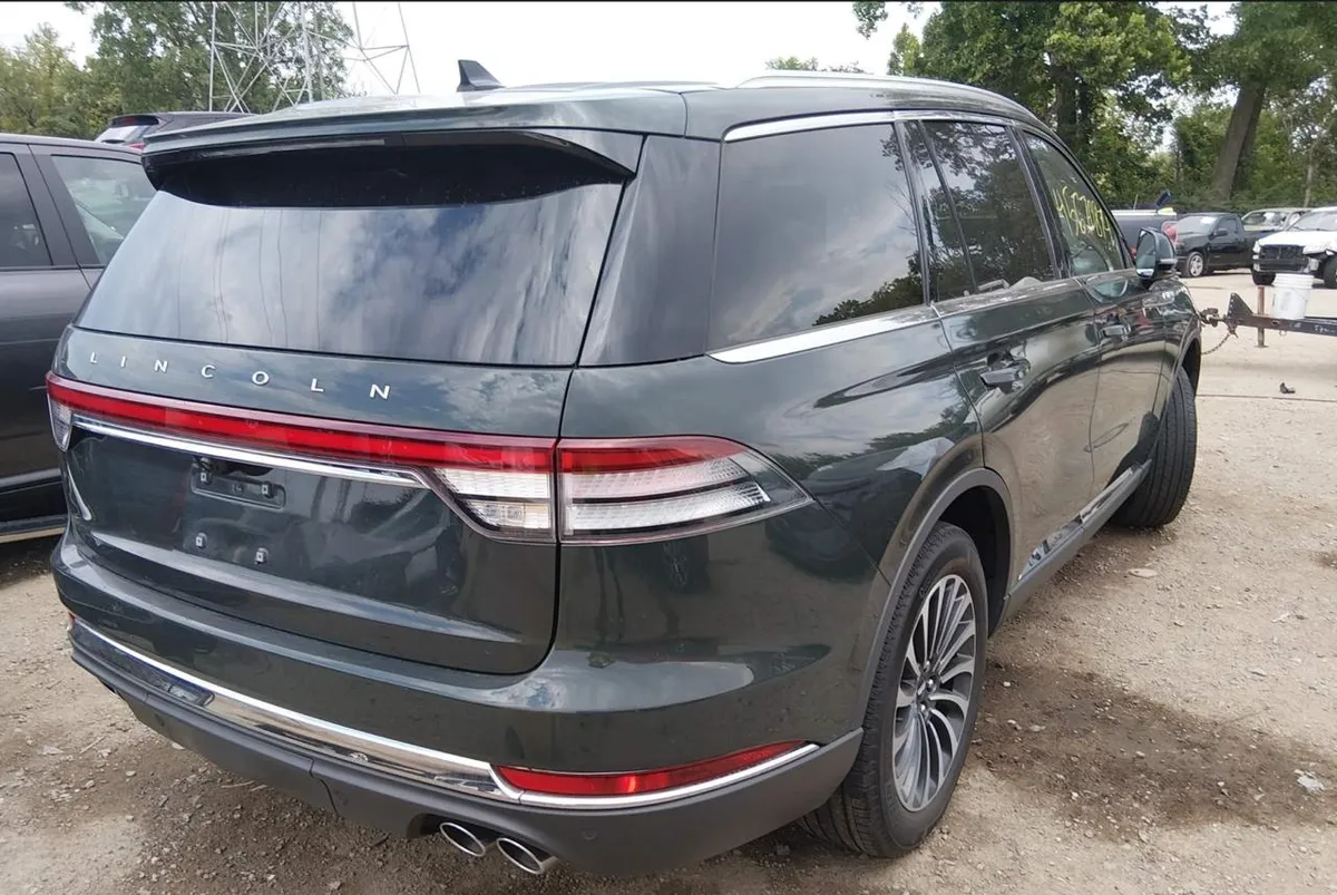 LINCOLN AVIATOR RESERVE 2023