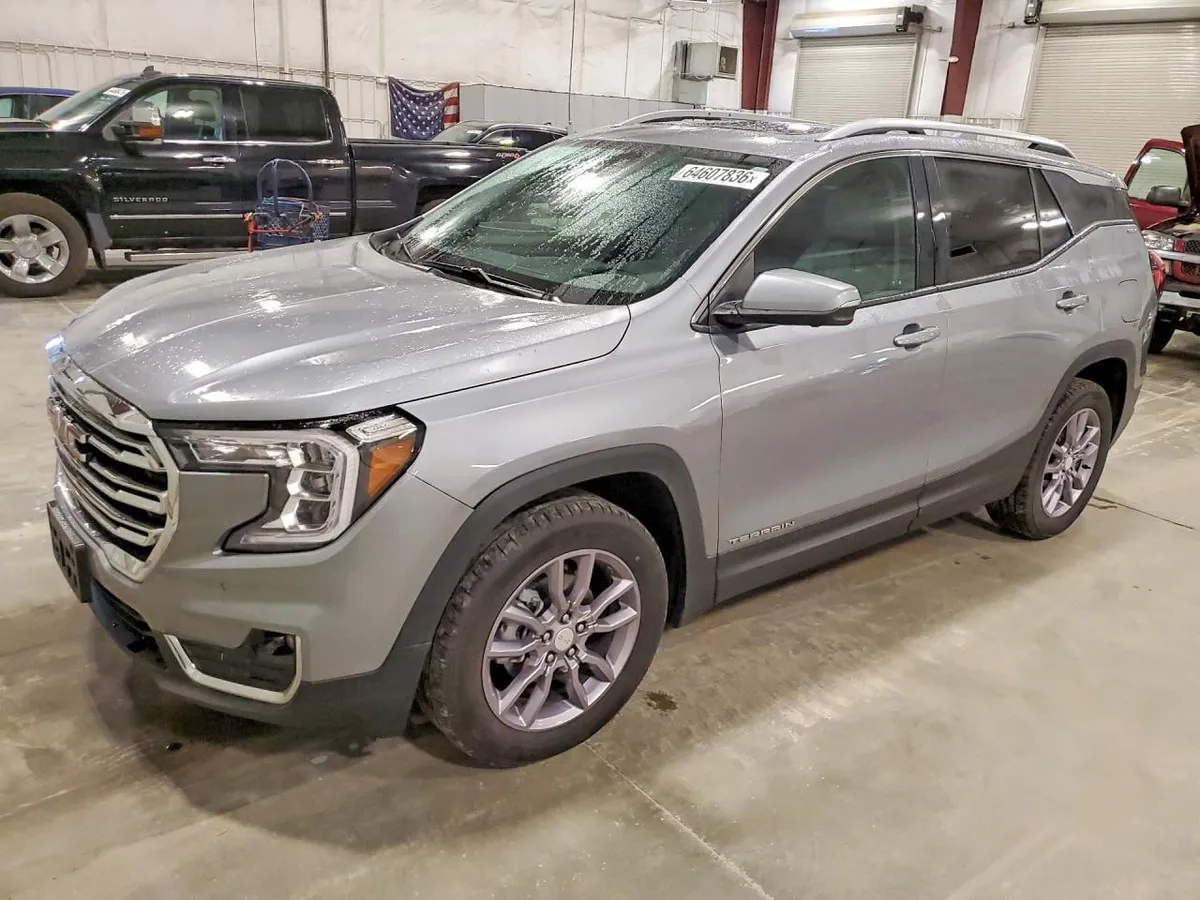 GMC TERRAIN SLT 2023
