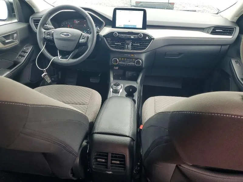 FORD ESCAPE SE 2022