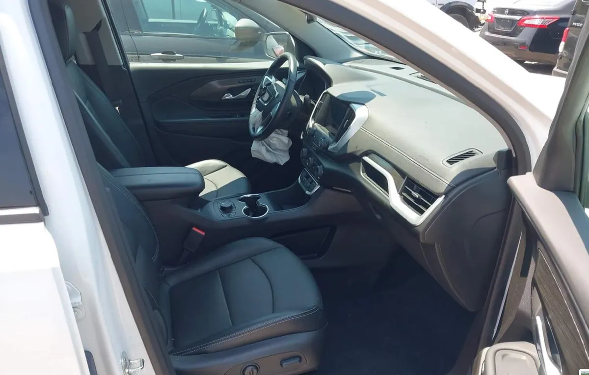 GMC TERRAIN SLT 2024