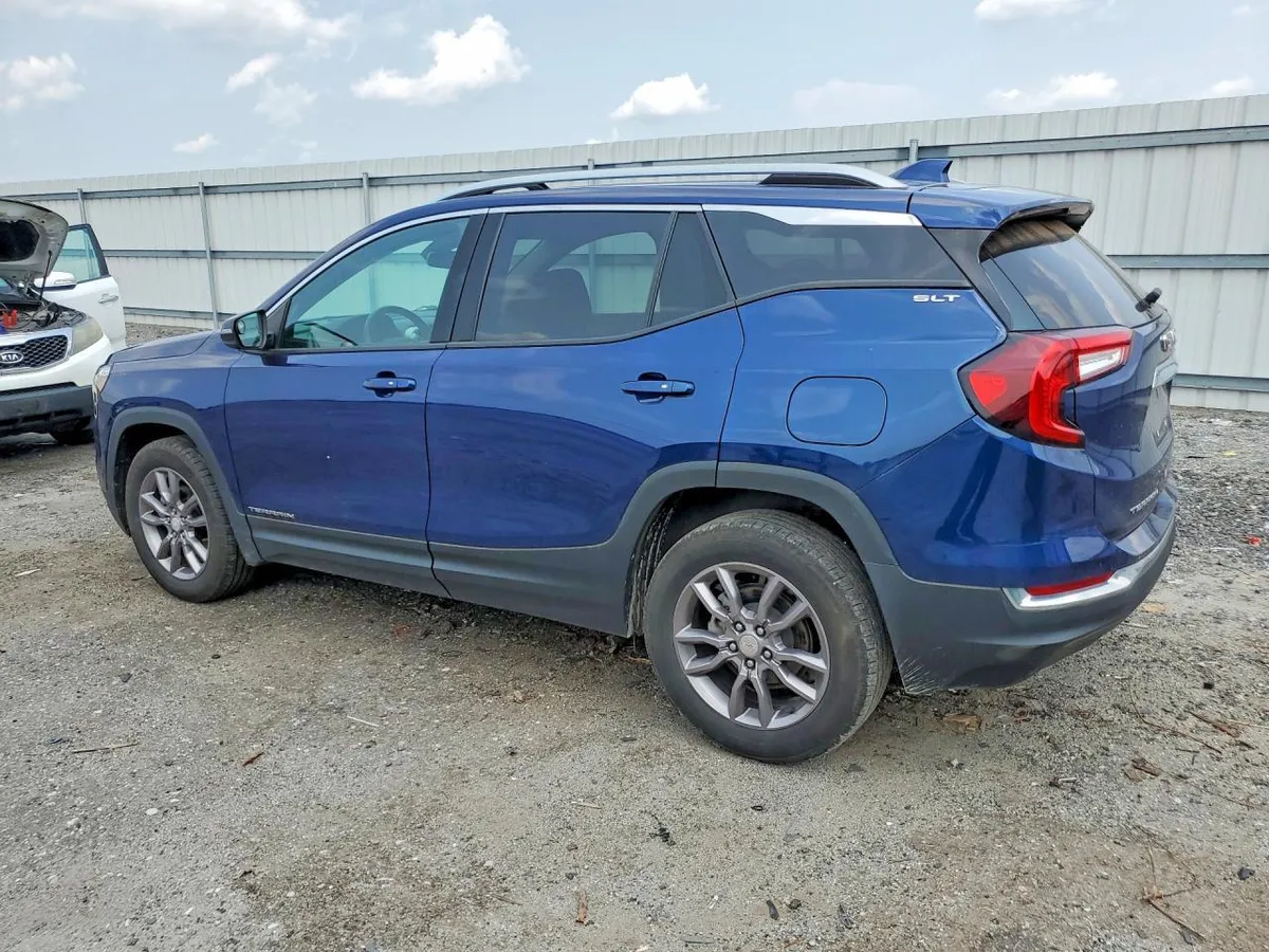 GMC TERRAIN SLT 2026
