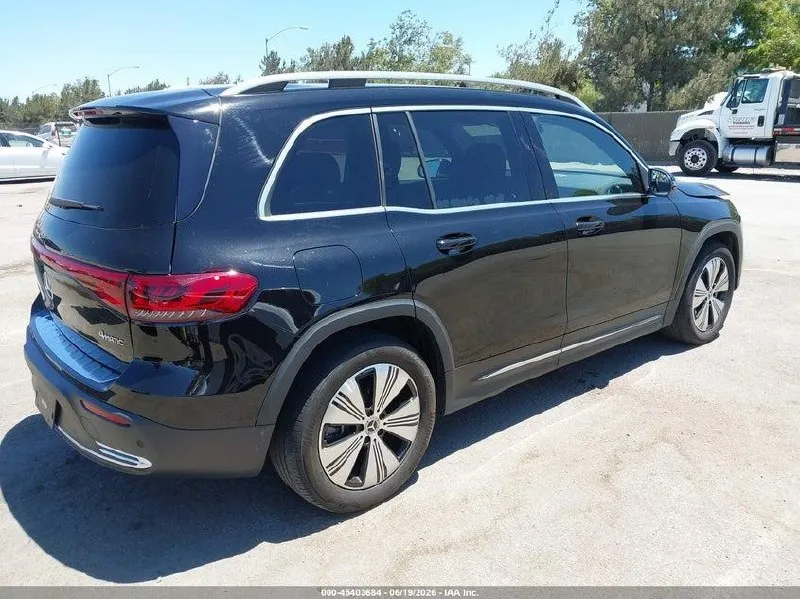 MERCEDES-BENZ EQB 300 2023
