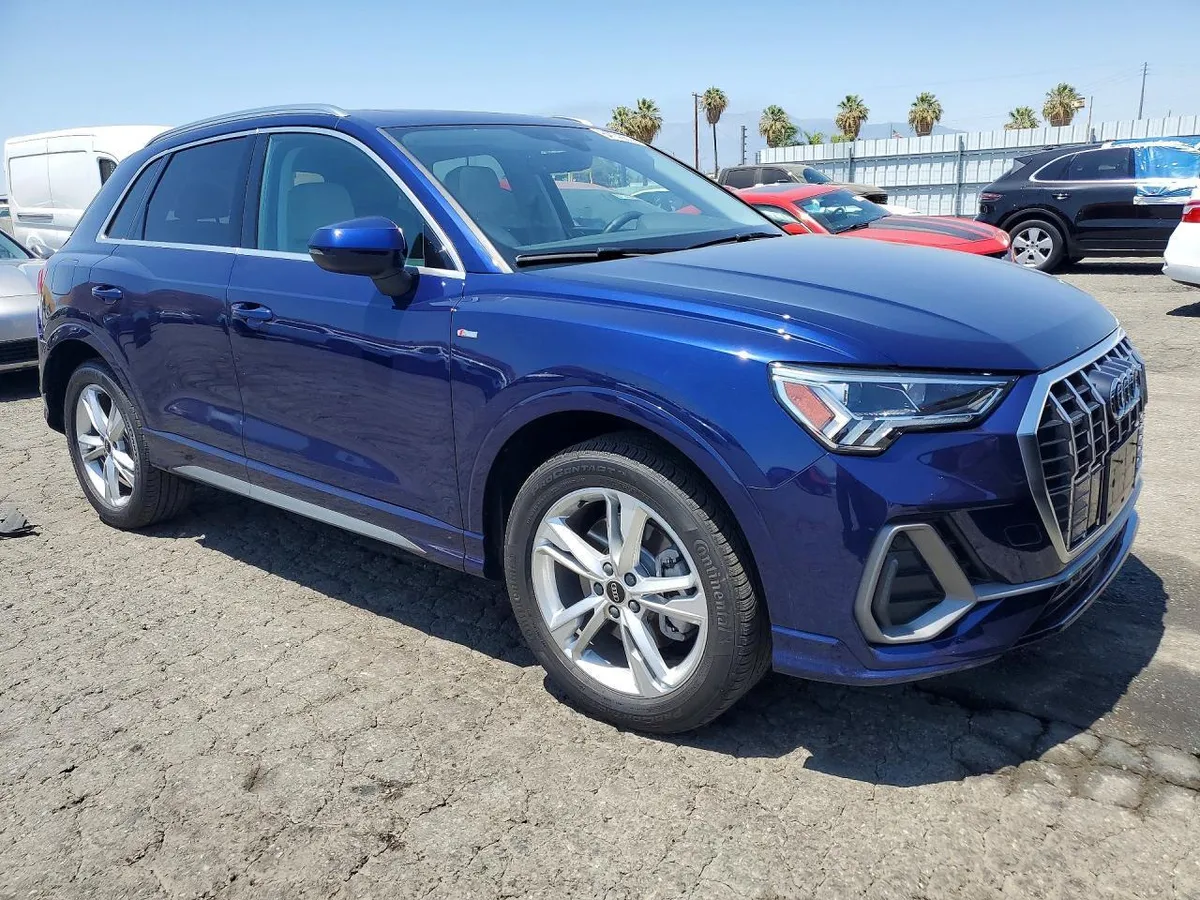 AUDI Q3 PREMIUM PLUS 2024