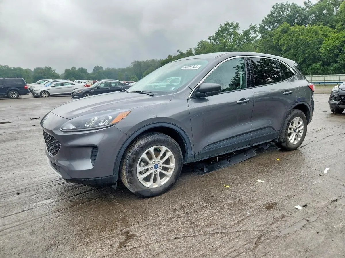 FORD ESCAPE SE 2022