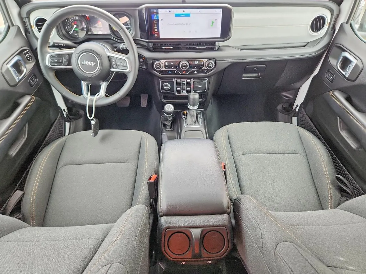 JEEP WRANGLER 2024