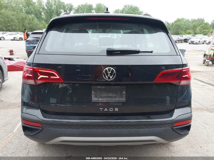 VOLKSWAGEN TAOS 2023