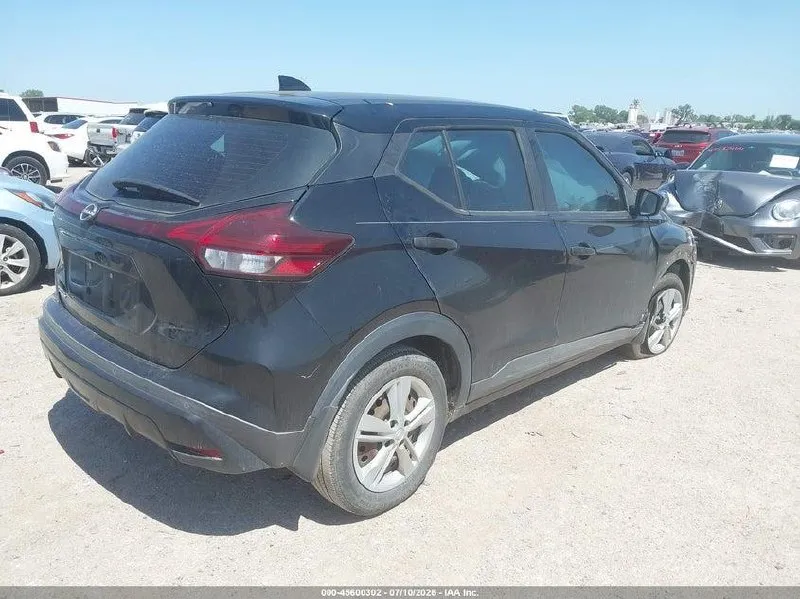 NISSAN KICKS 2022