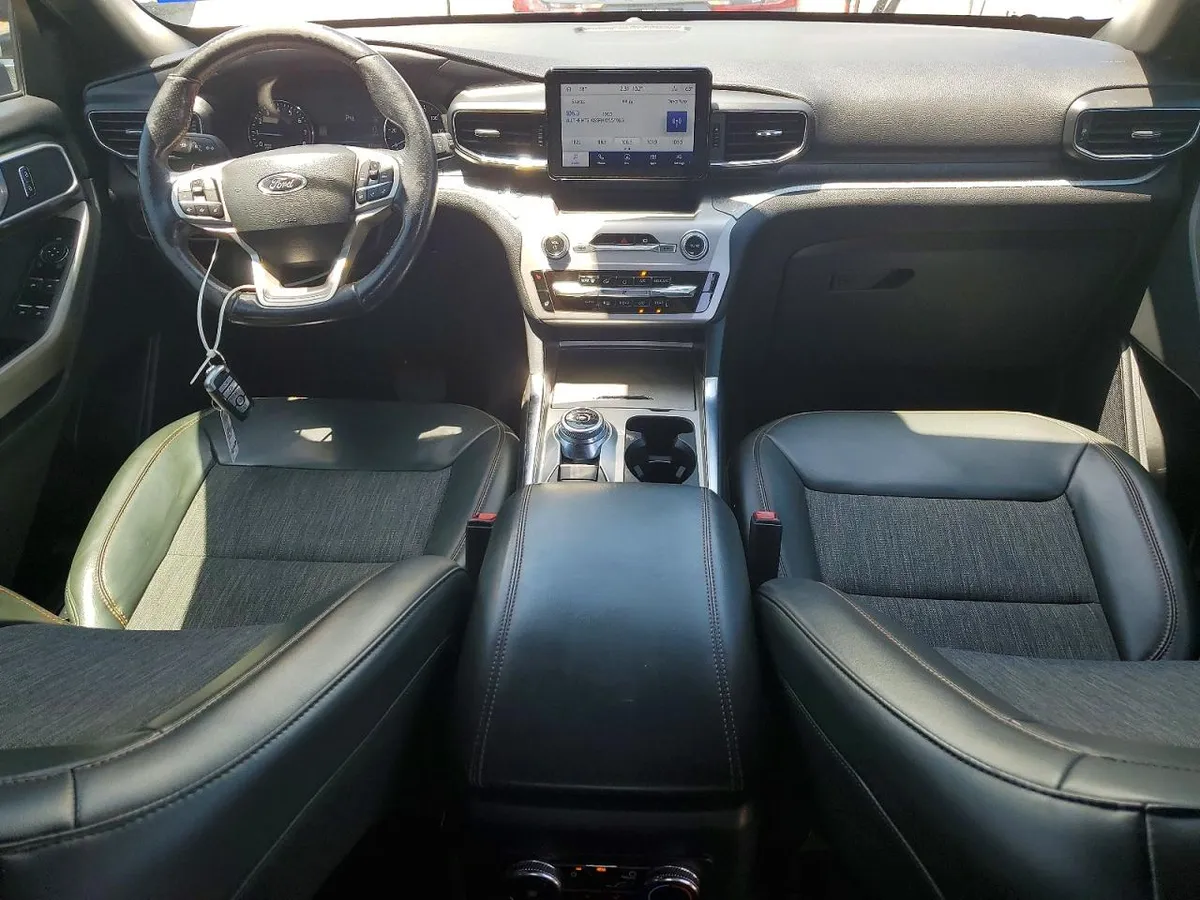 FORD EXPLORER МУЛЬТИМЕДИА С БОЛЬШИМ ЭКРАНОМ КАМЕРА ЗАДНЕГО ВИДА ПОДОГРЕВ СИДЕНИЙ КЛИМАТ-КОНТРОЛЬ ВСЁ ДЛЯ КОМФОРТА 2022