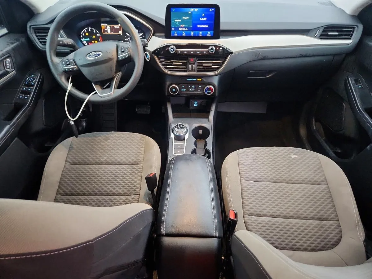 FORD ESCAPE SE 2022
