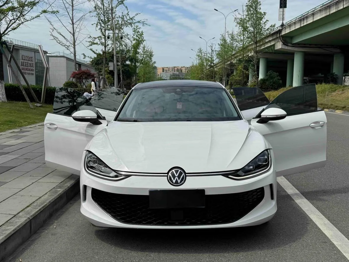 VOLKSWAGEN LAMANDO L 2023 LAMANDO L 2023