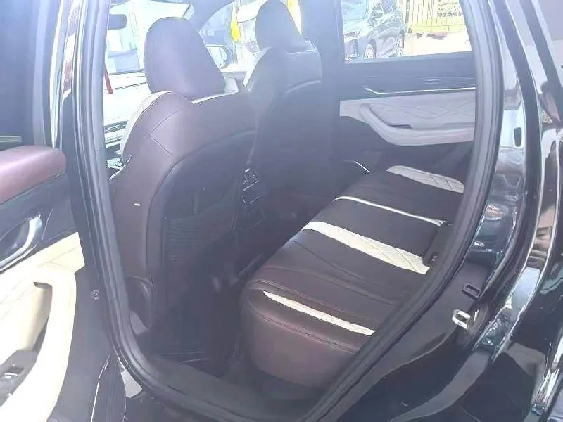 GEELY XINGYUE L 2021
