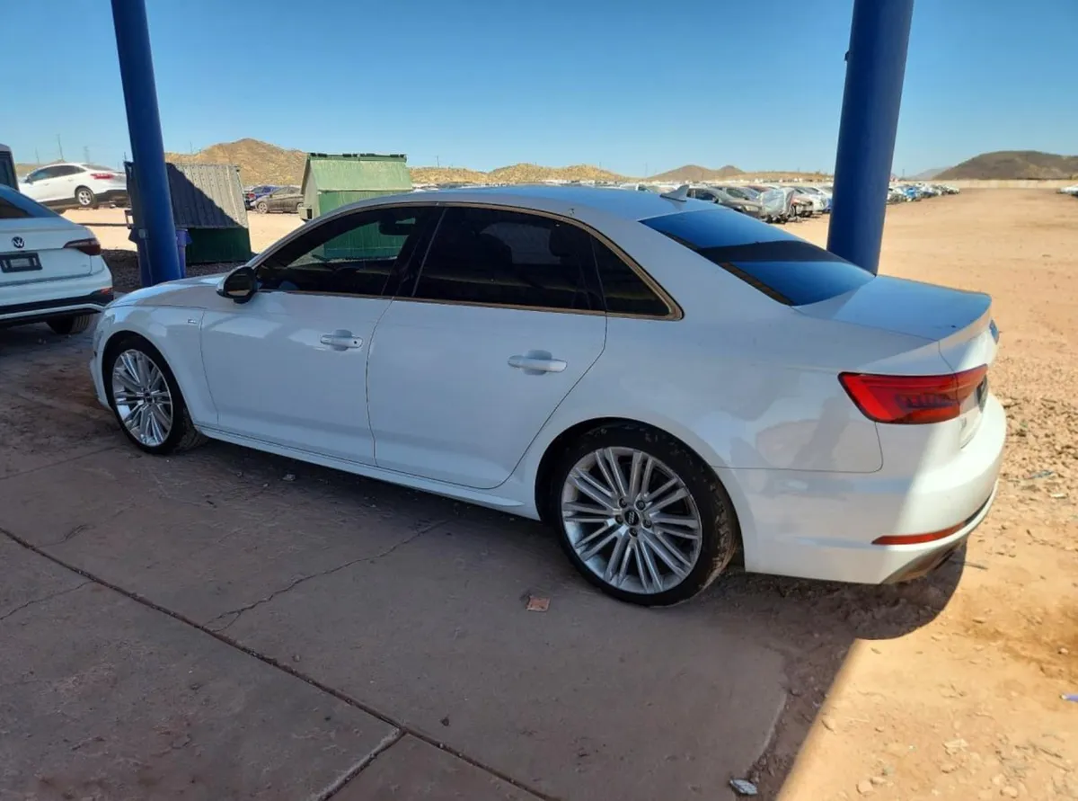 AUDI A4 PREMIUM PLUS 2017