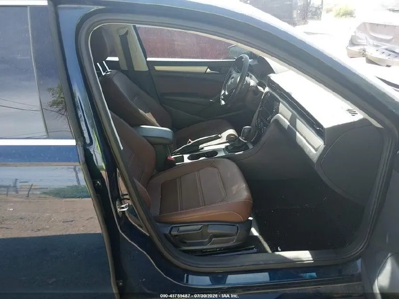 VOLKSWAGEN PASSAT SE 2020