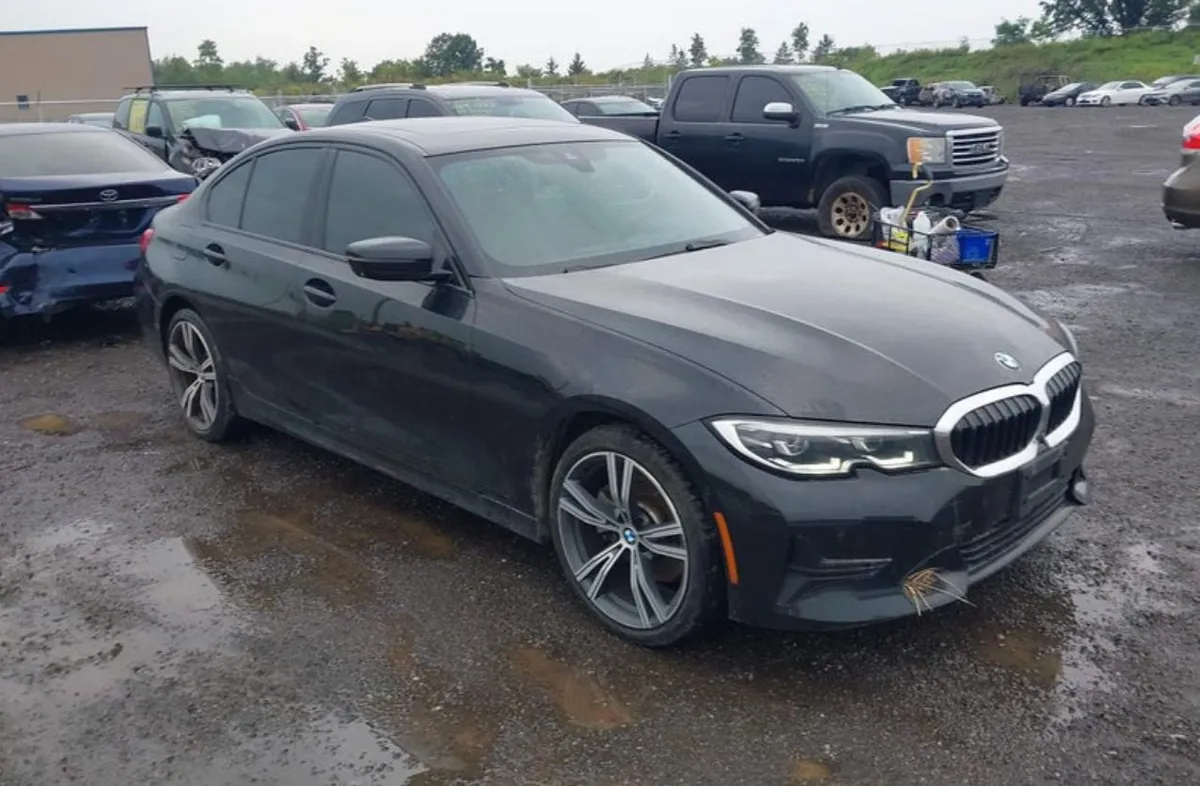 BMW 330XI 2019