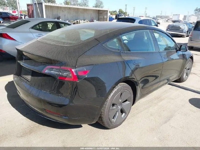 TESLA MODEL 3 2023