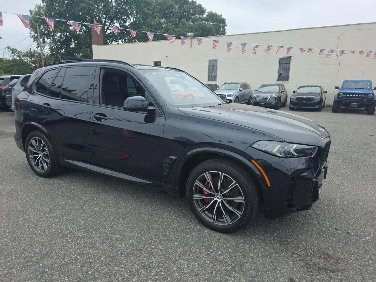 BMW X5 SPORTS ACTIVITY VEHICLE 2024