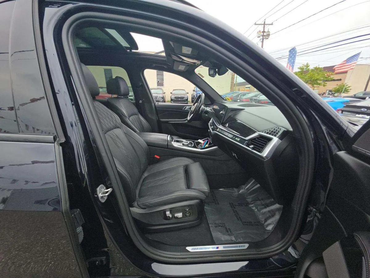 BMW X5 SPORTS ACTIVITY VEHICLE 2024