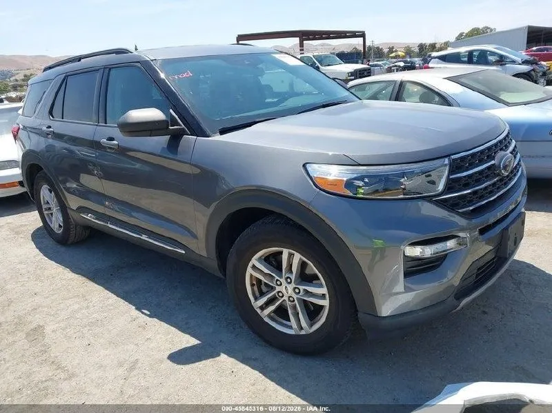 FORD EXPLORER XLT 2022