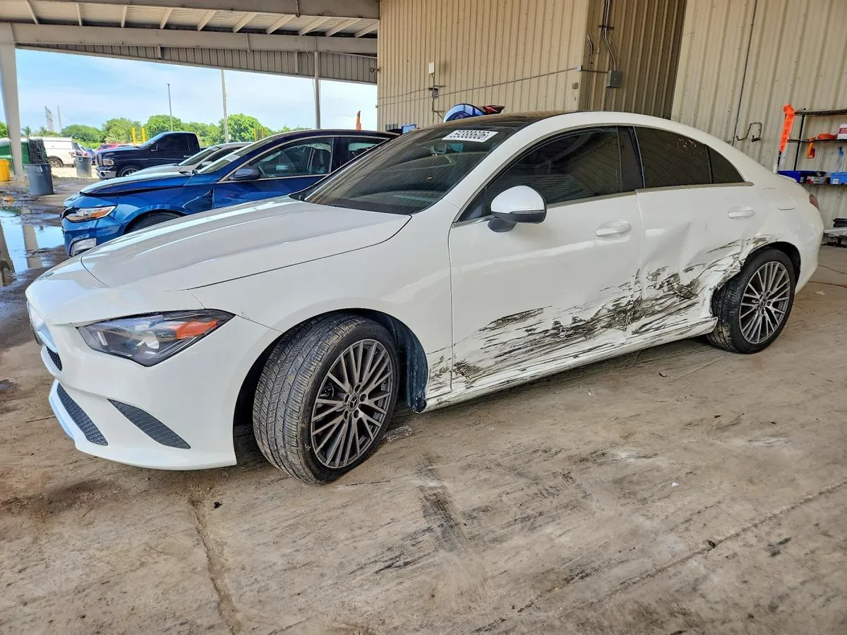MERCEDES-BENZ CLA 250 2020