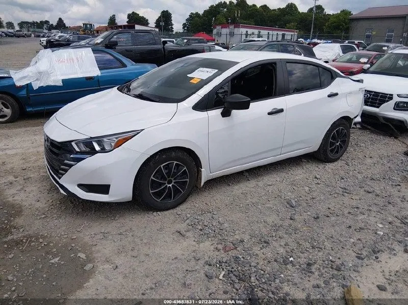NISSAN VERSA 2024