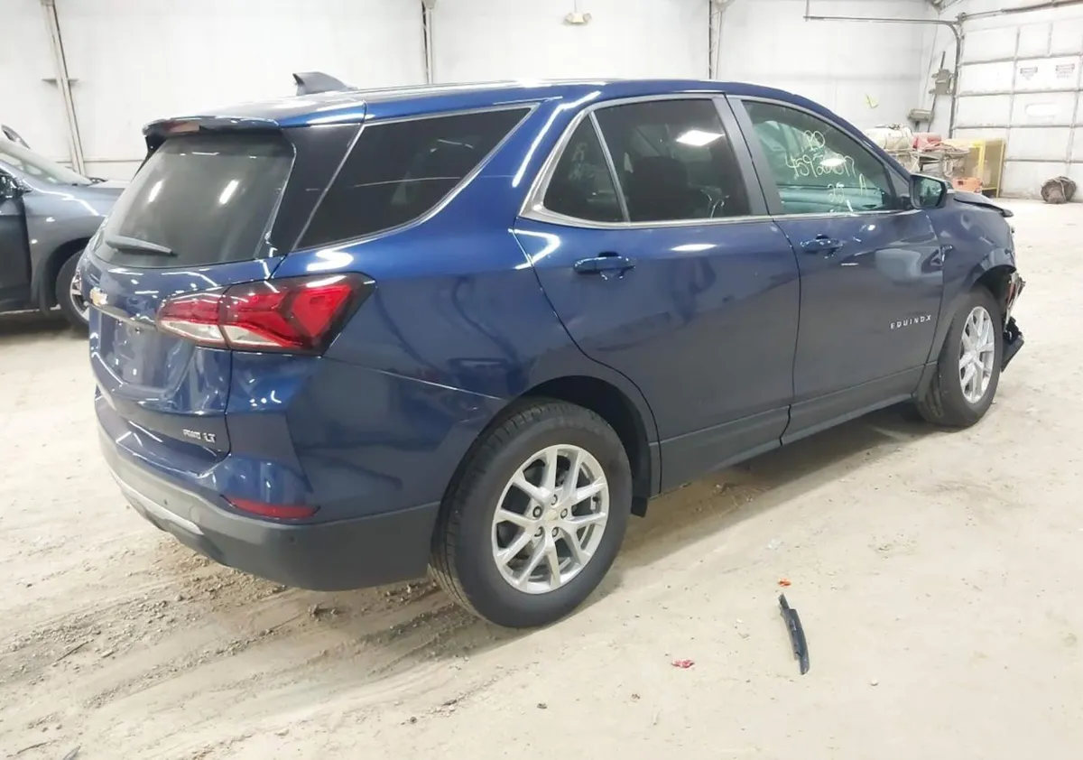 CHEVROLET EQUINOX LT 2022
