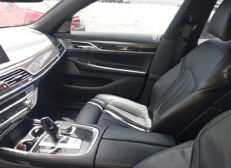 BMW 740I 2019