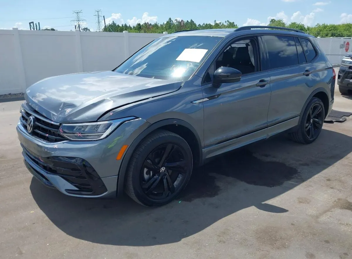 VOLKSWAGEN TIGUAN SE 2023
