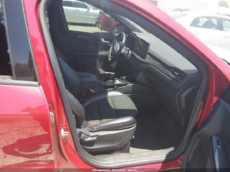 FORD ESCAPE 2024