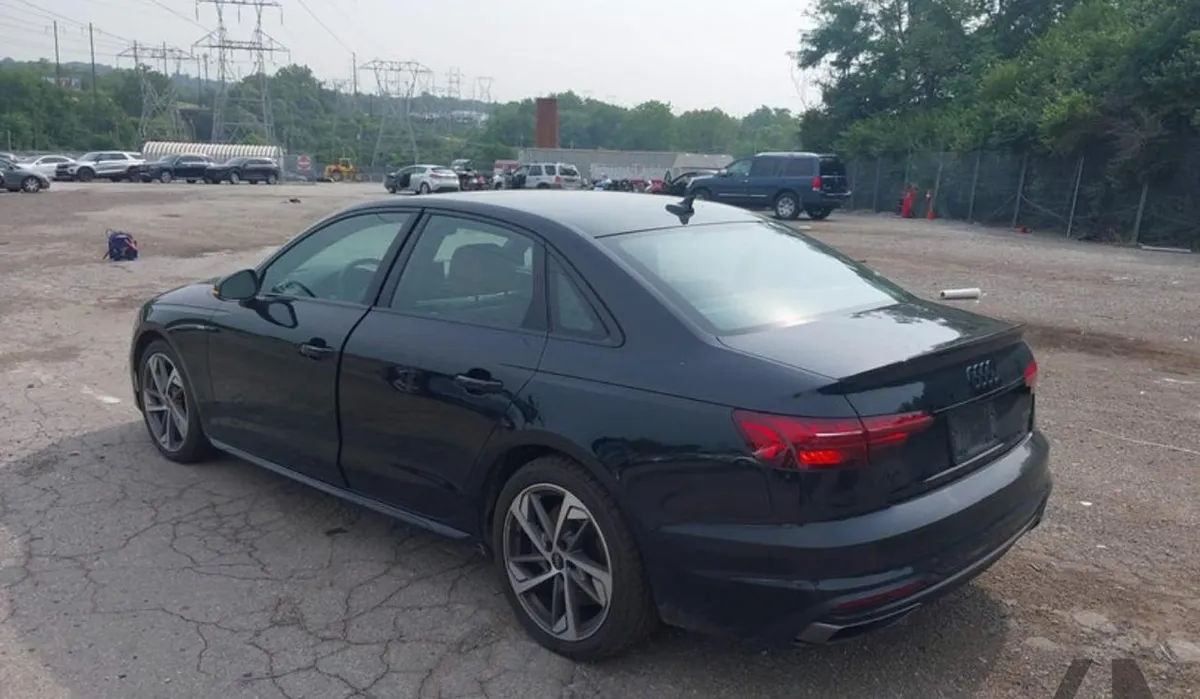 AUDI A4 PREMIUM PLUS 2023