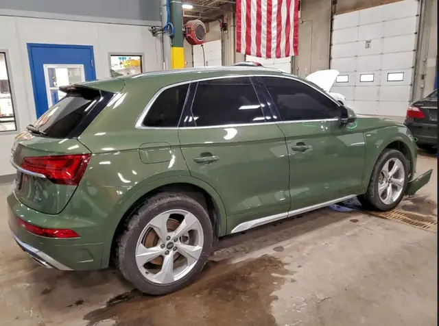 AUDI Q5 2023