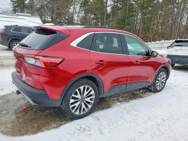 FORD ESCAPE TITANIUM 2022