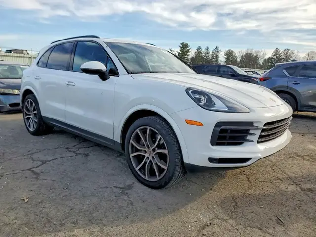 PORSCHE CAYENNE 2021
