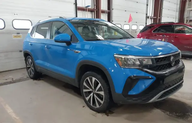 VOLKSWAGEN TAOS 2023
