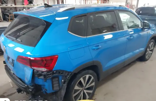 VOLKSWAGEN TAOS 2023