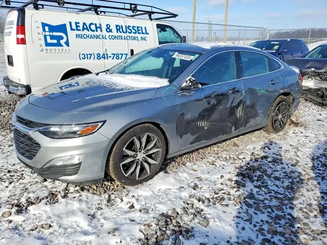 CHEVROLET MALIBU RS 2023