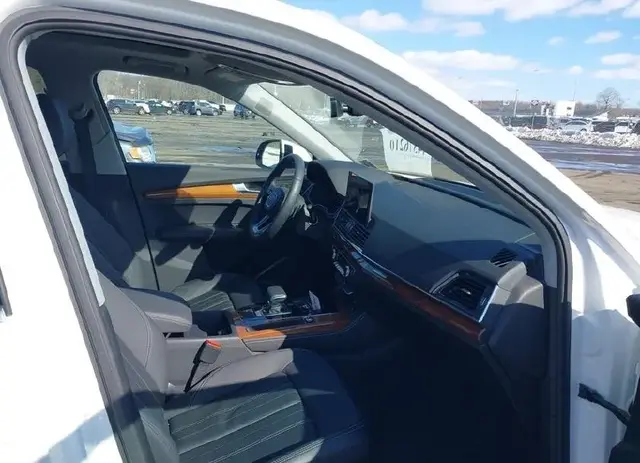 AUDI Q5 PREMIUM PLUS 45 2023